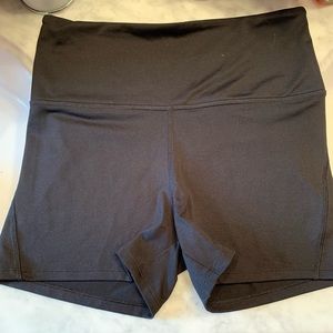 PINK Victoria’s Secret Ultimate bike short